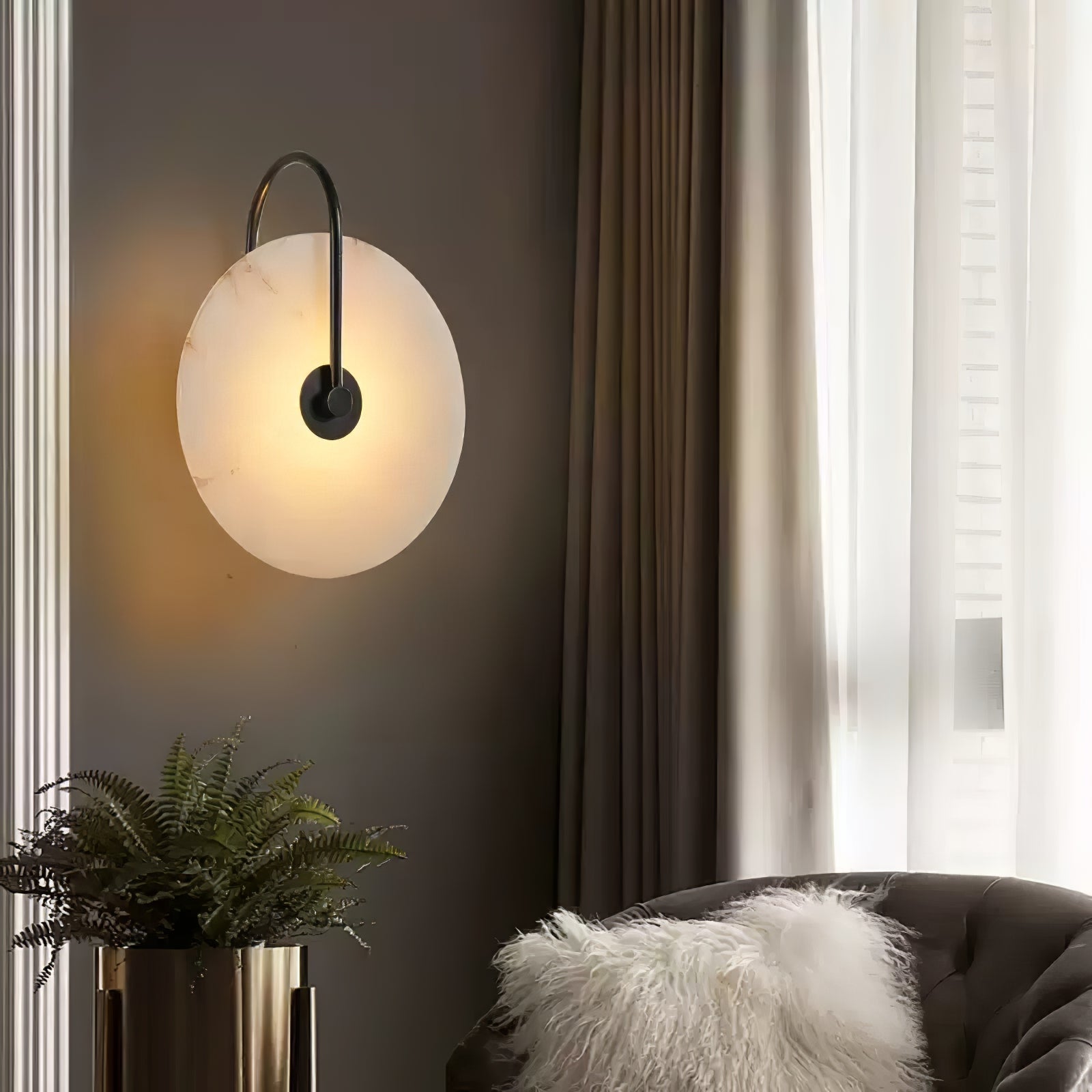 Alabaster LED-Wandleuchte