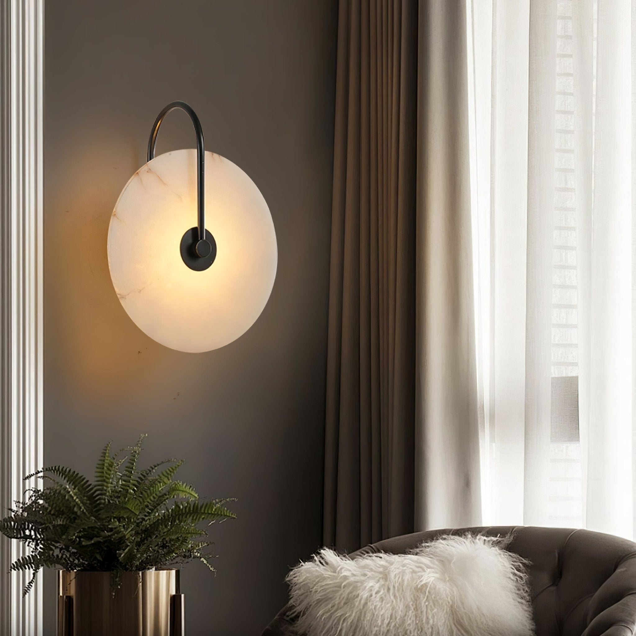 Alabaster LED-Wandleuchte