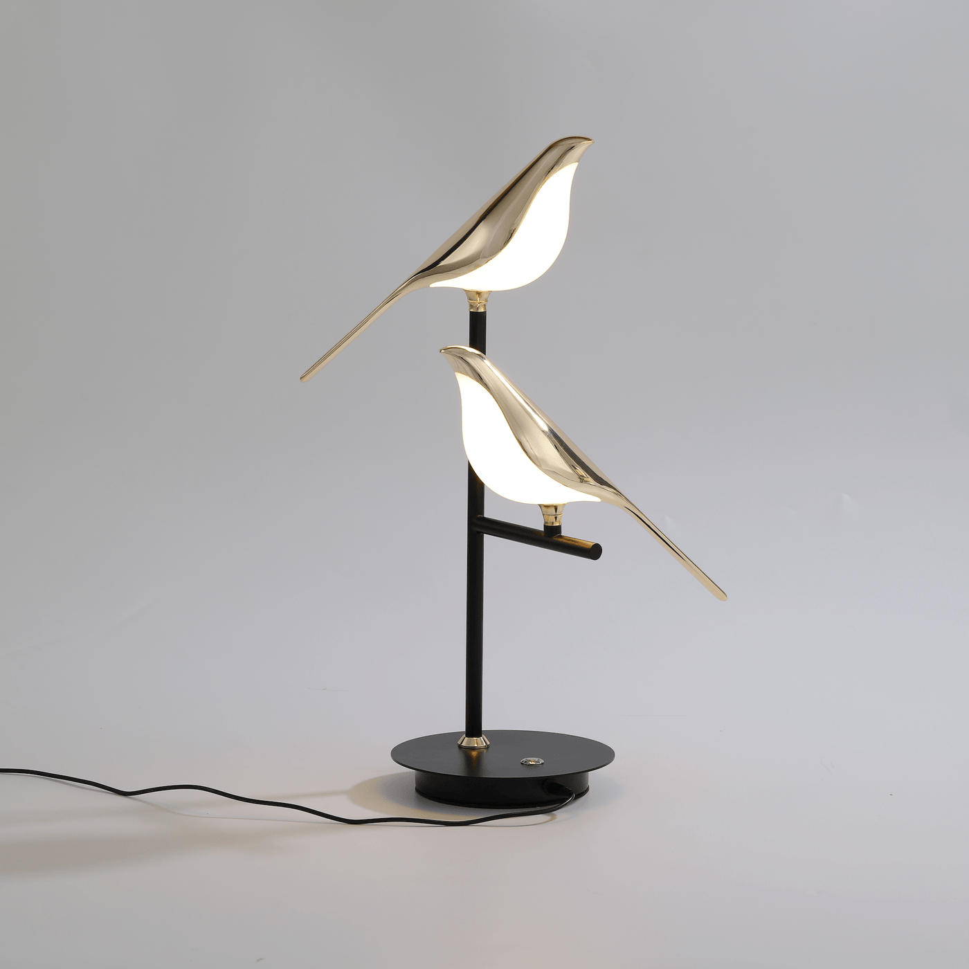 MisterBird LED table lamp