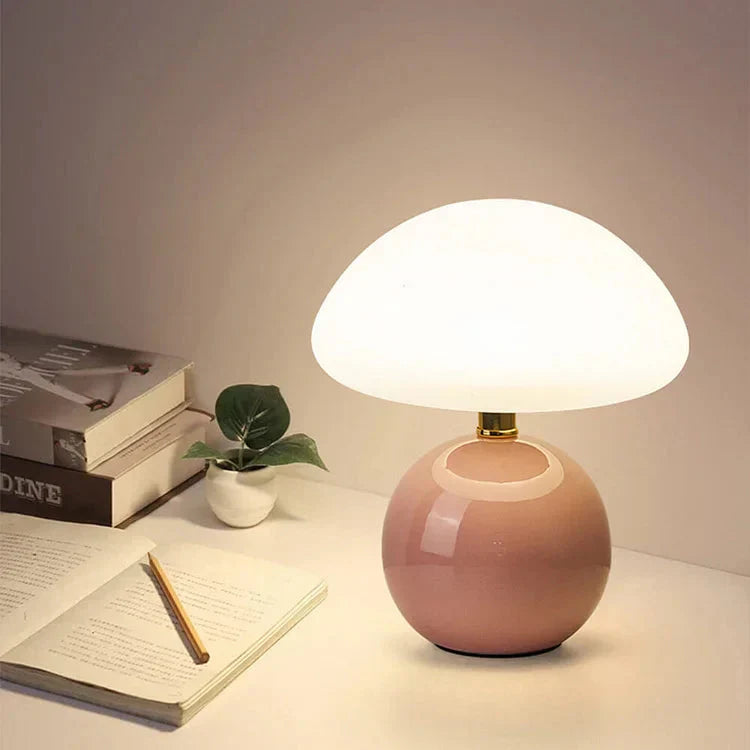 Französische Creme-Pilz-Lampe